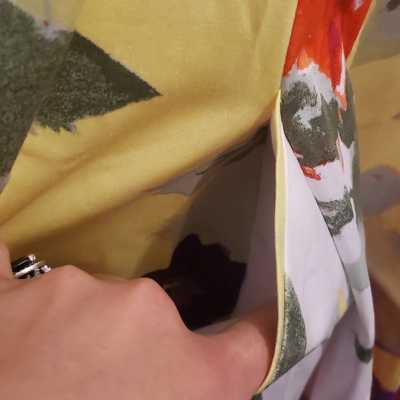 Beautiful dress by RALPH LAUREN. Hat and size 8 shoes listed separately - Picture 6 of 10